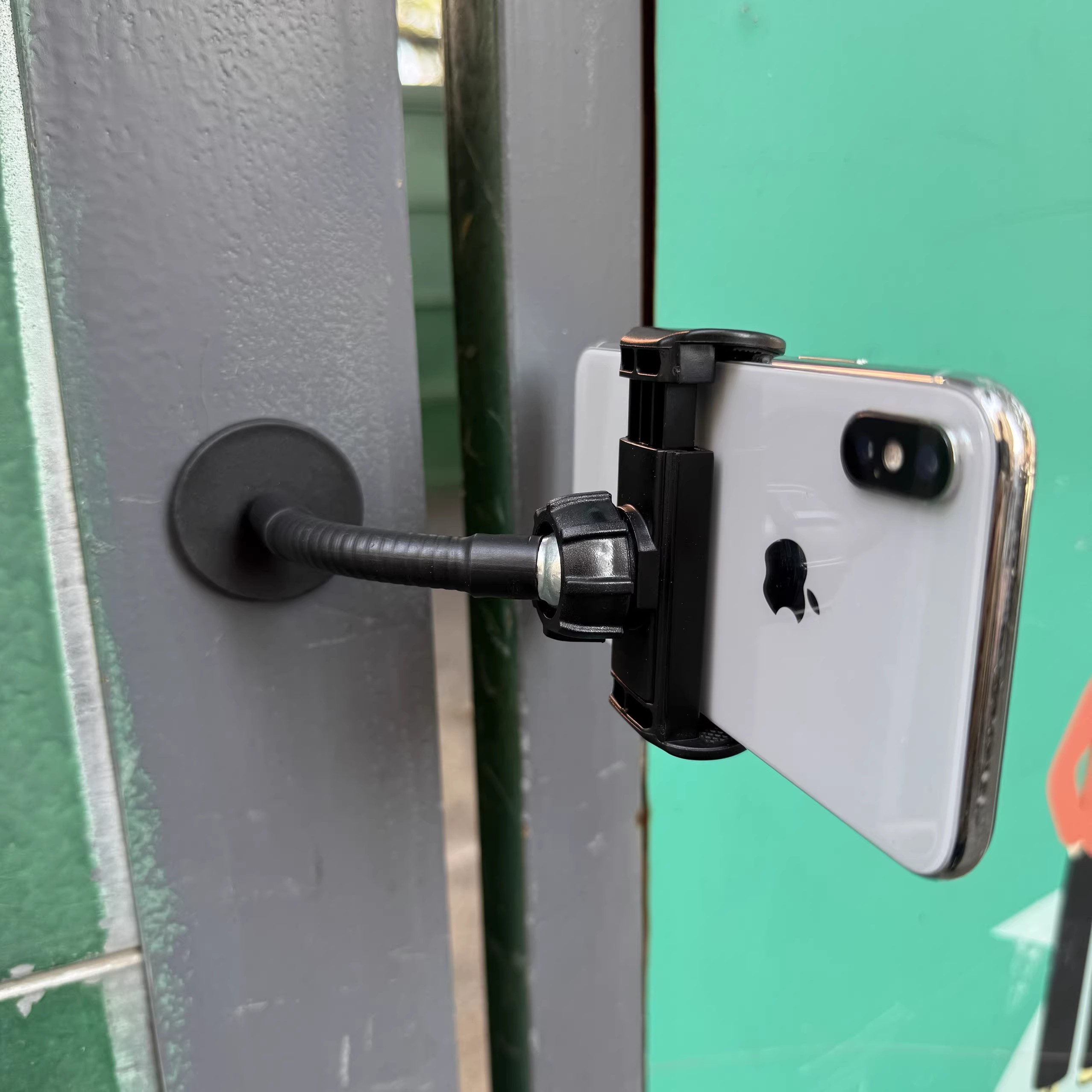 Powerful N52 Magnet Phone Clip - огляд і ціна Outdoor Power 'Hose'